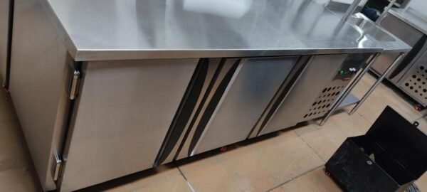 RMR 008 - Image 2